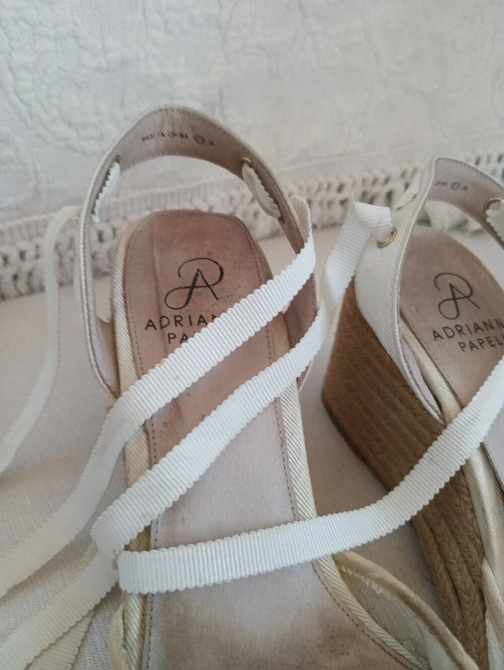 Adrianna Papell Cream Lace Espadrille Wedge Sandals Ribbon Lace Up Ankle Ties 7M